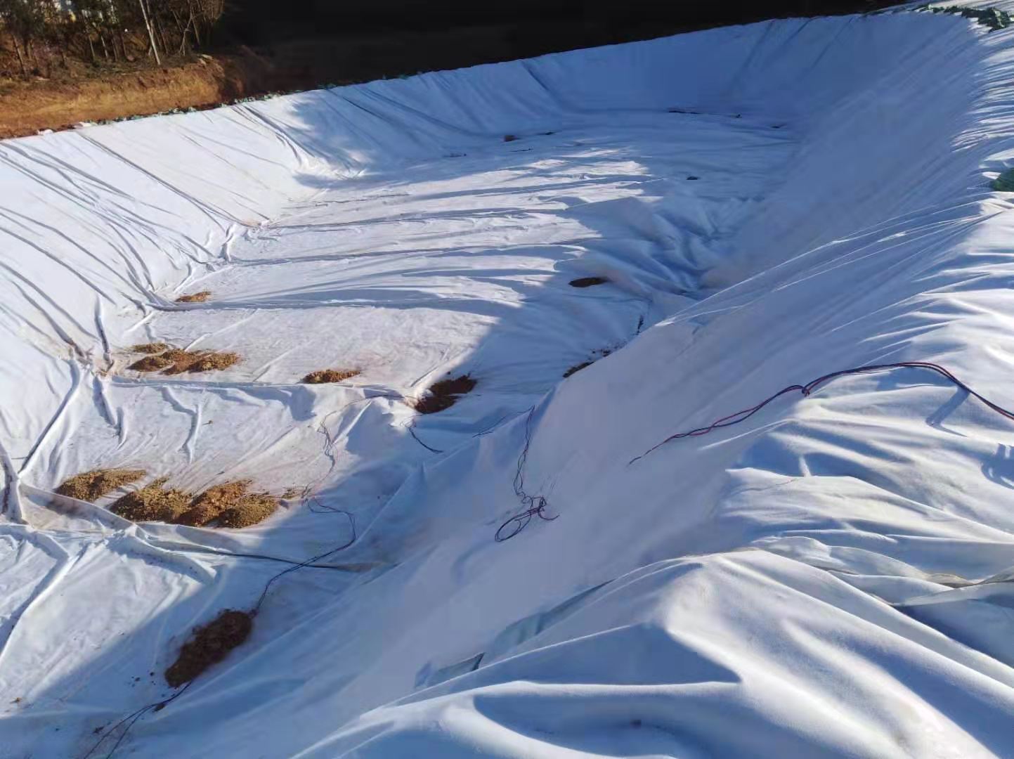 PE土工膜防滲性能達到多少可滿足填埋場防滲要求？